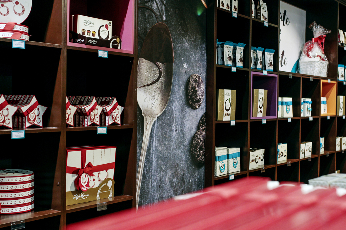 06-restless-design-lily-obriens-kildare-village-chocolate-shop-interiors-chocolate-box-counter-retail-display